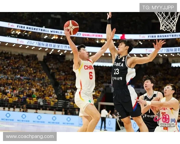 世预赛中国男篮再负韩国程帅澎十九分后伤退成焦点引发关注热议
